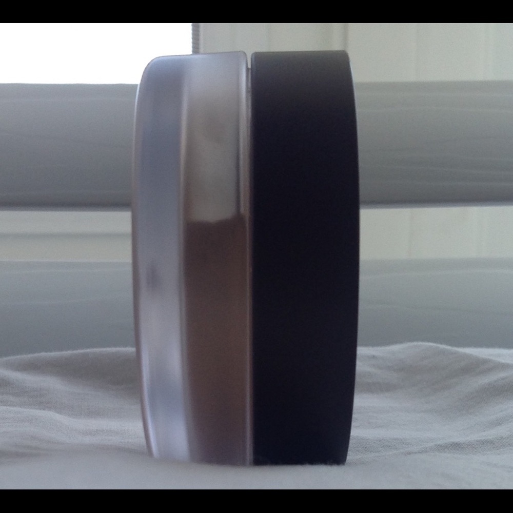 Tarte Amazonian Clay Airbrush Foundation